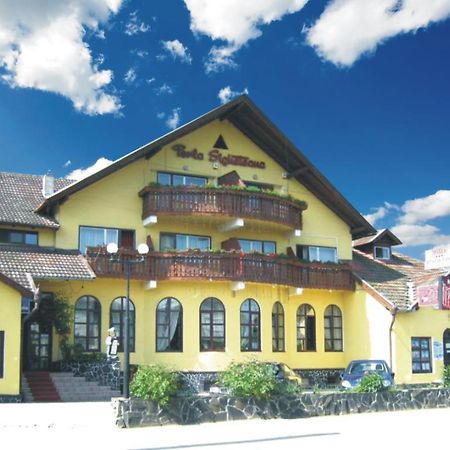 Motel Perla Sigheteana Sighetu Marmaţiei Exterior foto