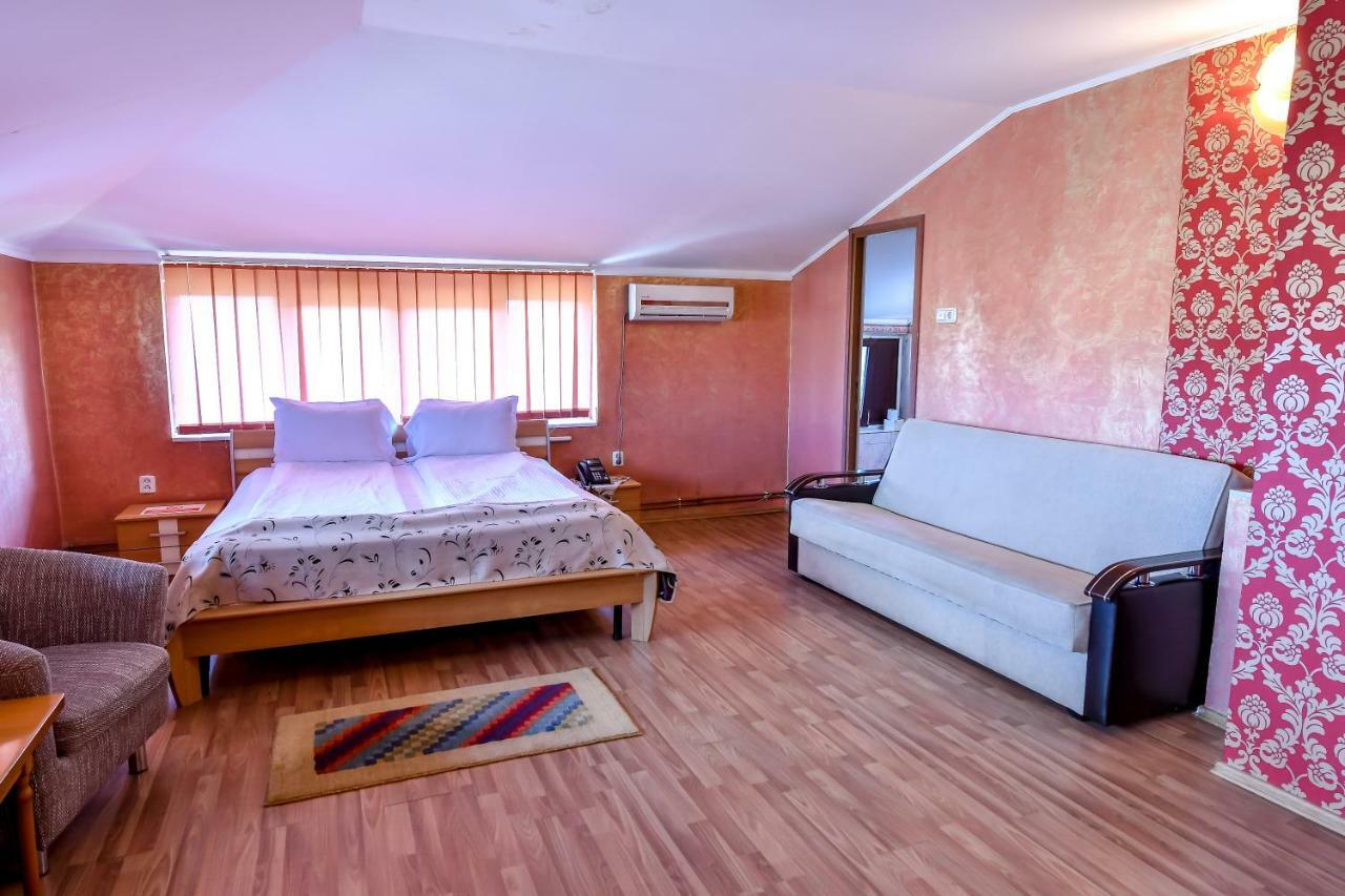 Motel Perla Sigheteana Sighetu Marmaţiei Exterior foto