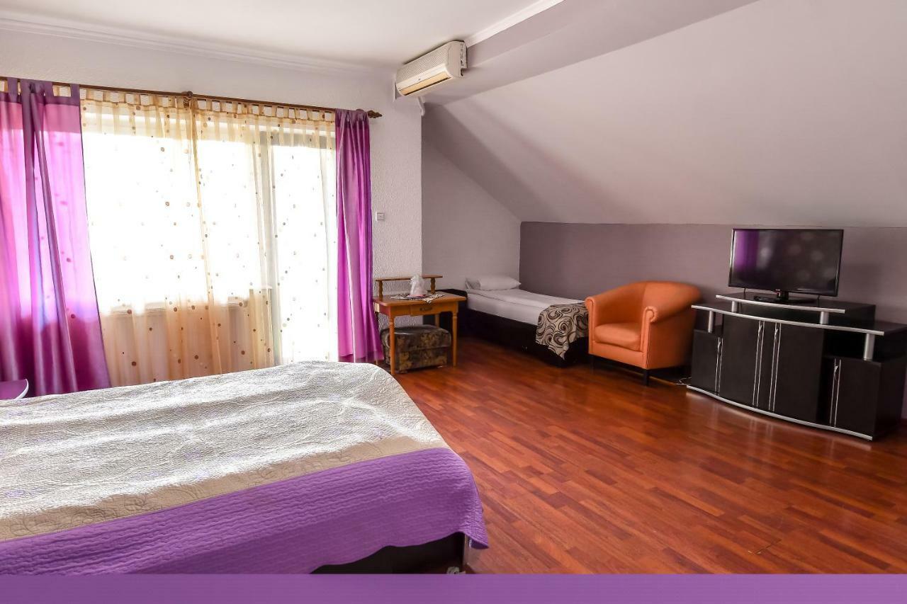 Motel Perla Sigheteana Sighetu Marmaţiei Exterior foto