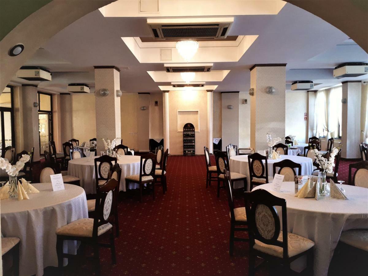 Motel Perla Sigheteana Sighetu Marmaţiei Exterior foto