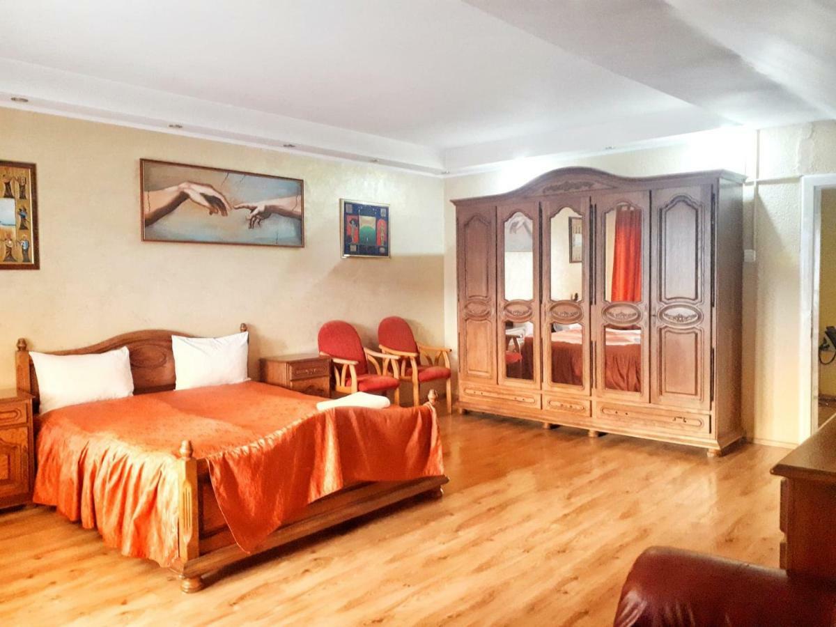 Motel Perla Sigheteana Sighetu Marmaţiei Exterior foto