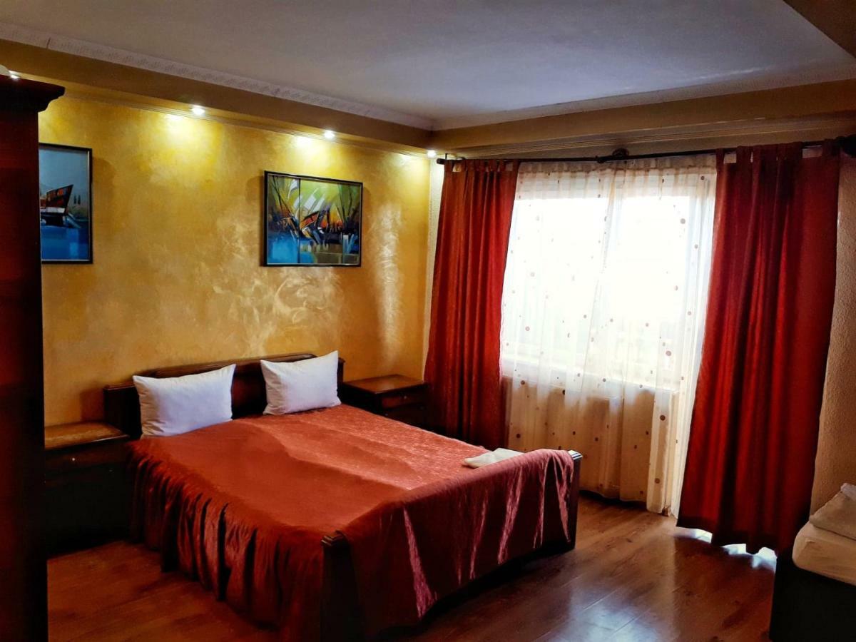 Motel Perla Sigheteana Sighetu Marmaţiei Exterior foto